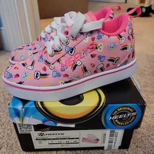 Youth Heelys - size 1 VGUC